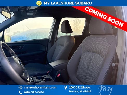 Used 2025 Subaru Forester Premium AWD/4WD image 11
