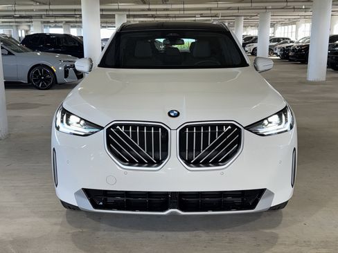 New 2026 BMW X3 xDrive30 w/ Premium Package image 2