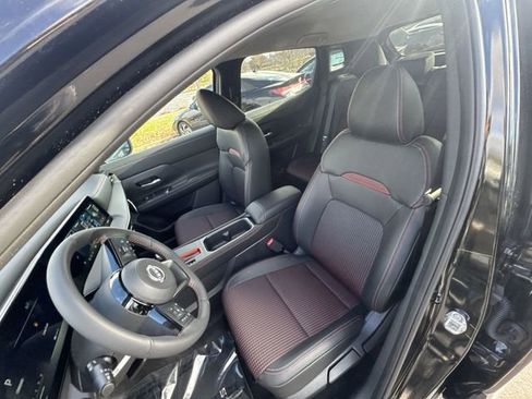 New 2026 Nissan Kicks SR w/ Cold Weather Package image 11