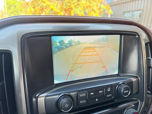 Used 2017 Chevrolet Silverado 2500 High Country w/ Duramax Plus Package AWD/4WD image 18