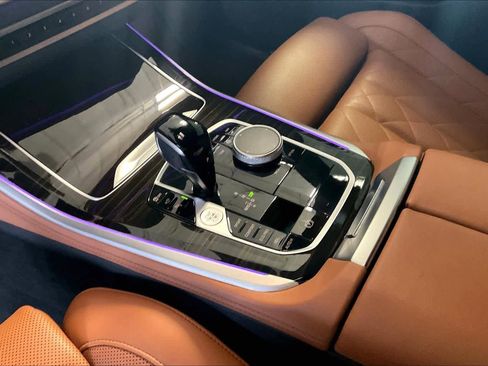 Used 2023 BMW X5 xDrive40i AWD/4WD image 15