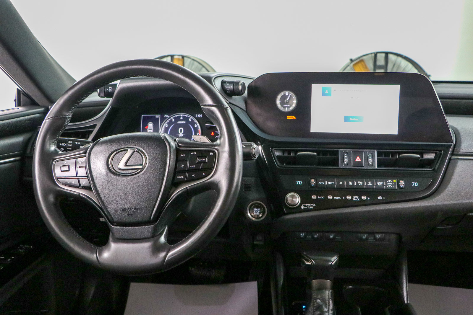 Used 2024 Lexus ES 350 w/ Premium Package FWD image 17