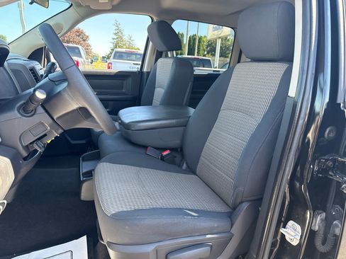 Used 2012 RAM 1500 Express w/ ST Popular Equipment Group AWD/4WD image 11