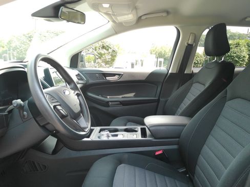 Used 2023 Ford Edge SE w/ Black Appearance Package AWD/4WD image 10