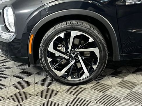 Used 2024 Mitsubishi Outlander SEL image 12