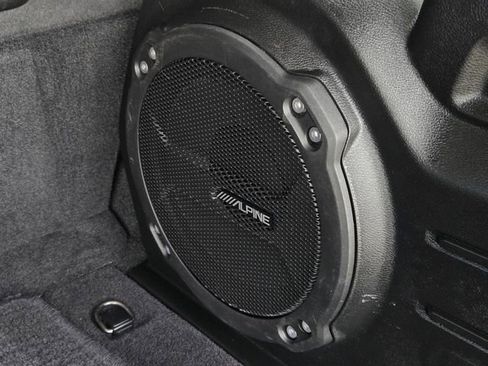 Used 2021 Jeep Wrangler Unlimited Sahara AWD/4WD image 11