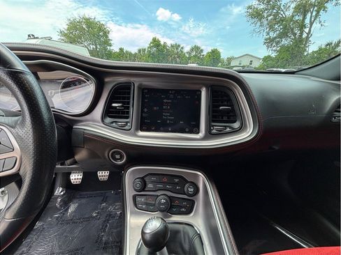 Used 2020 Dodge Challenger R/T Scat Pack w/ Plus Package RWD image 11