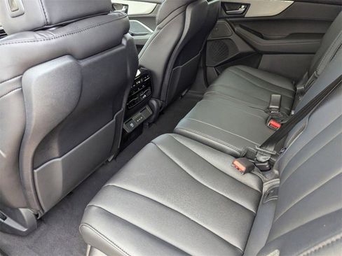 New 2026 Acura MDX SH-AWD image 23