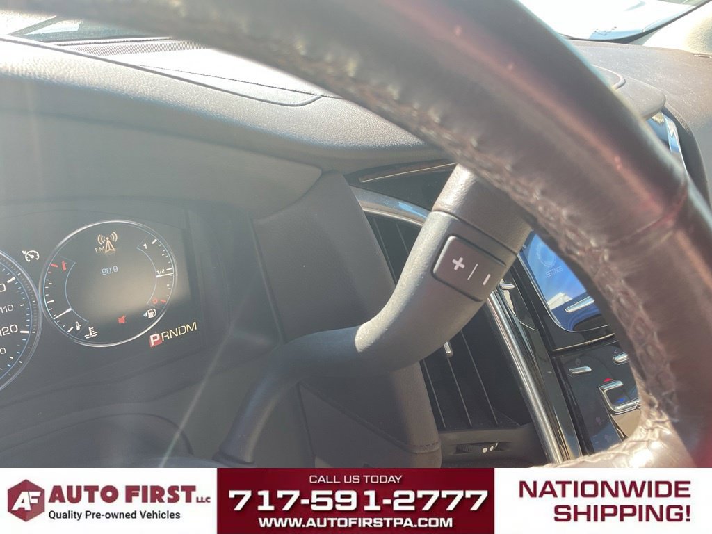 Used 2015 Cadillac Escalade Luxury AWD/4WD image 28