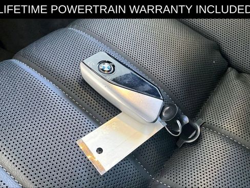 Used 2025 BMW 740i image 13