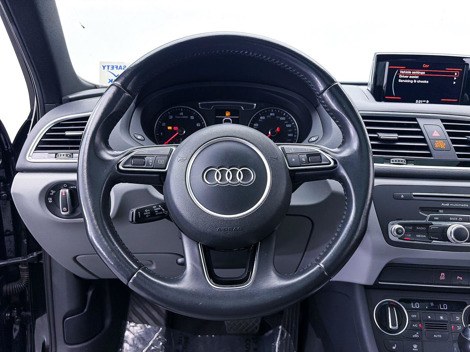 Used 2018 Audi Q3 2.0T Premium w/ Convenience Package FWD image 22