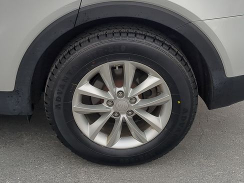 Used 2016 Kia Sorento LX w/ LX Convenience Package image 12