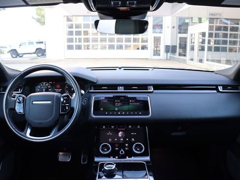 Used 2018 Land Rover Range Rover Velar R-Dynamic SE image 15