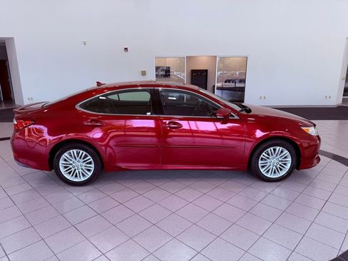 Used 2014 Lexus ES 350 w/ Luxury Package image 13
