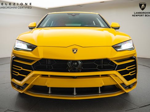 Used 2022 Lamborghini Urus image 11