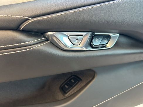 Used 2024 Chevrolet Corvette Stingray Coupe w/ Z51 Performance Package image 34