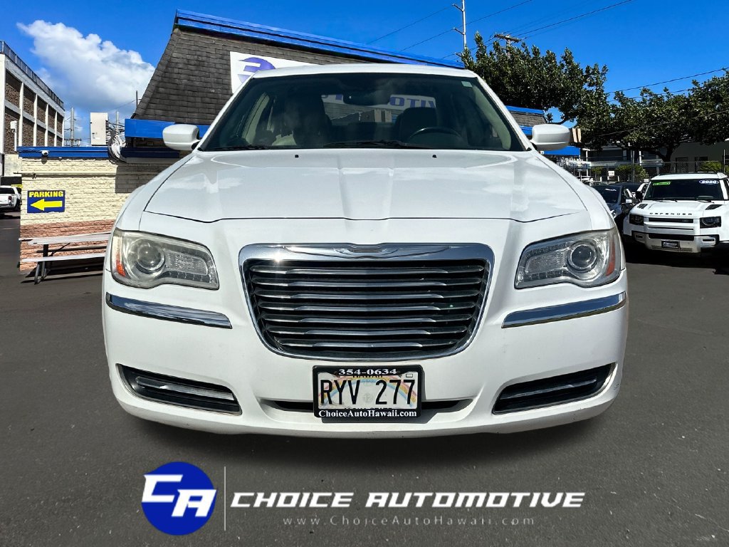 Used 2013 Chrysler 300 RWD image 11
