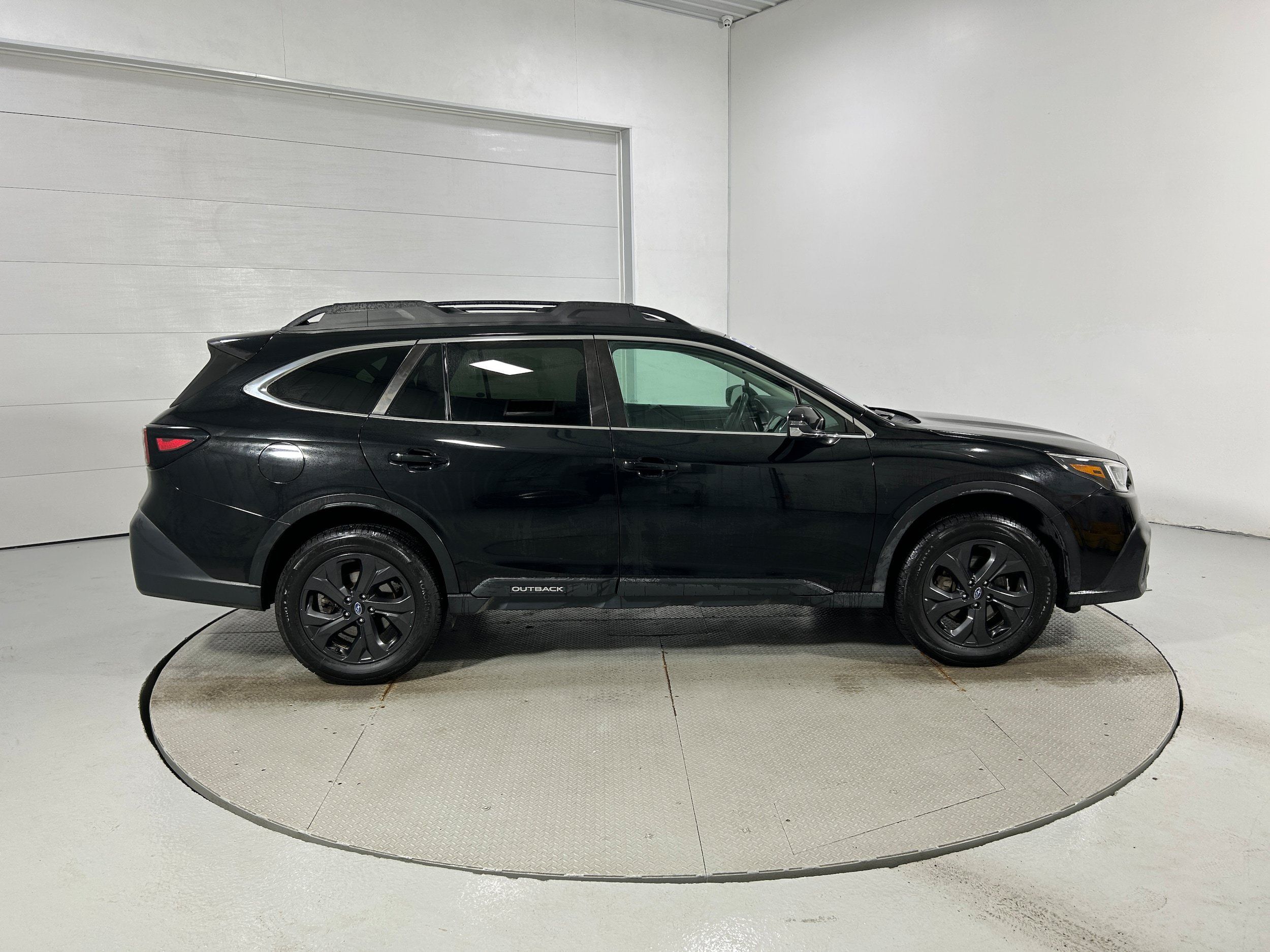 Used 2020 Subaru Outback Onyx Edition XT AWD/4WD image 38