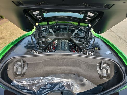 New 2026 Chevrolet Corvette Stingray Premium Cpe w/ Z51 Performance Package RWD image 5