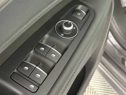 Used 2023 Alfa Romeo Stelvio Ti w/ Active Assist Plus Package AWD/4WD image 21