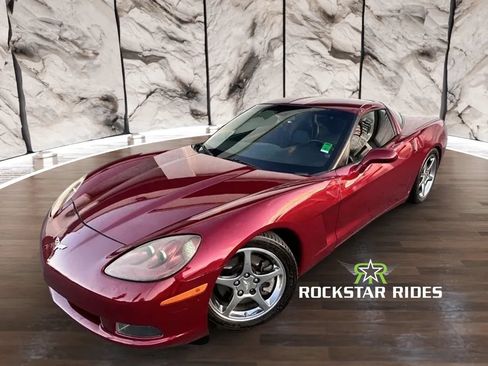 Used 2006 Chevrolet Corvette Coupe w/ Preferred Equipment Group RWD image 42