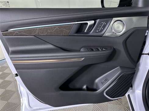 New 2026 Buick Enclave Avenir w/ Super Cruise Package image 23