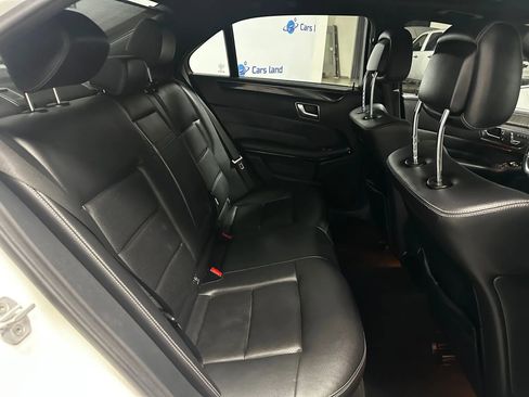 Used 2016 Mercedes-Benz E 350 Sedan image 19