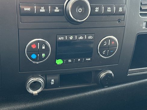 Used 2012 Chevrolet Silverado 1500 LT image 18