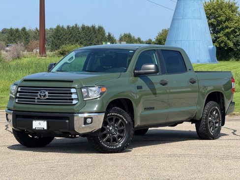 Used 2021 Toyota Tundra SR5 w/ Trail Edition AWD/4WD image 3