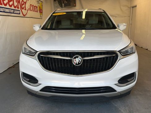 Used 2018 Buick Enclave Essence FWD image 3