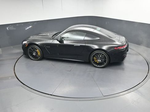 Used 2025 Mercedes-Benz AMG GT 63 image 38
