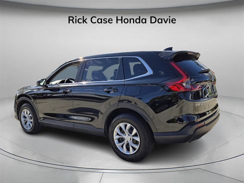Certified 2025 Honda CR-V LX image 8
