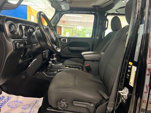 Used 2022 Jeep Gladiator Sport AWD/4WD image 17