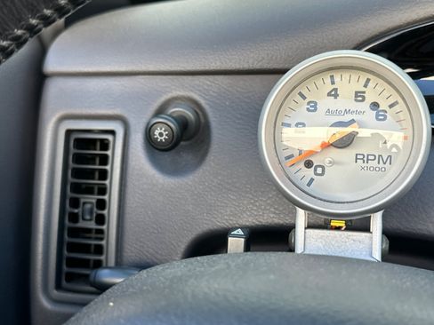 Used 1999 Plymouth Prowler RWD image 34