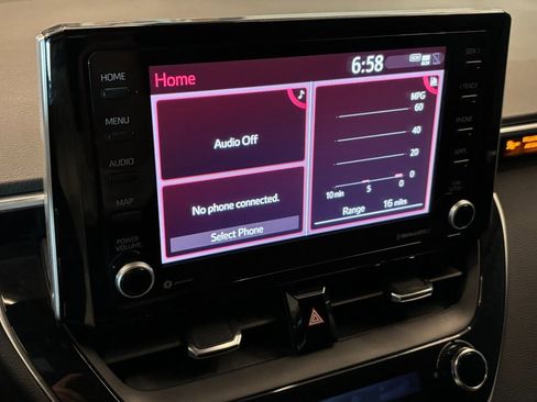 Used 2022 Toyota Corolla SE image 12