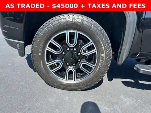 Used 2020 GMC Sierra 2500 AT4 w/ AT4 Premium Package AWD/4WD image 9