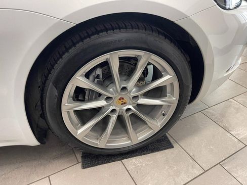 Used 2017 Porsche 718 Boxster image 6