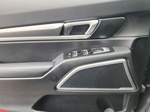 Used 2020 Kia Telluride LX image 17