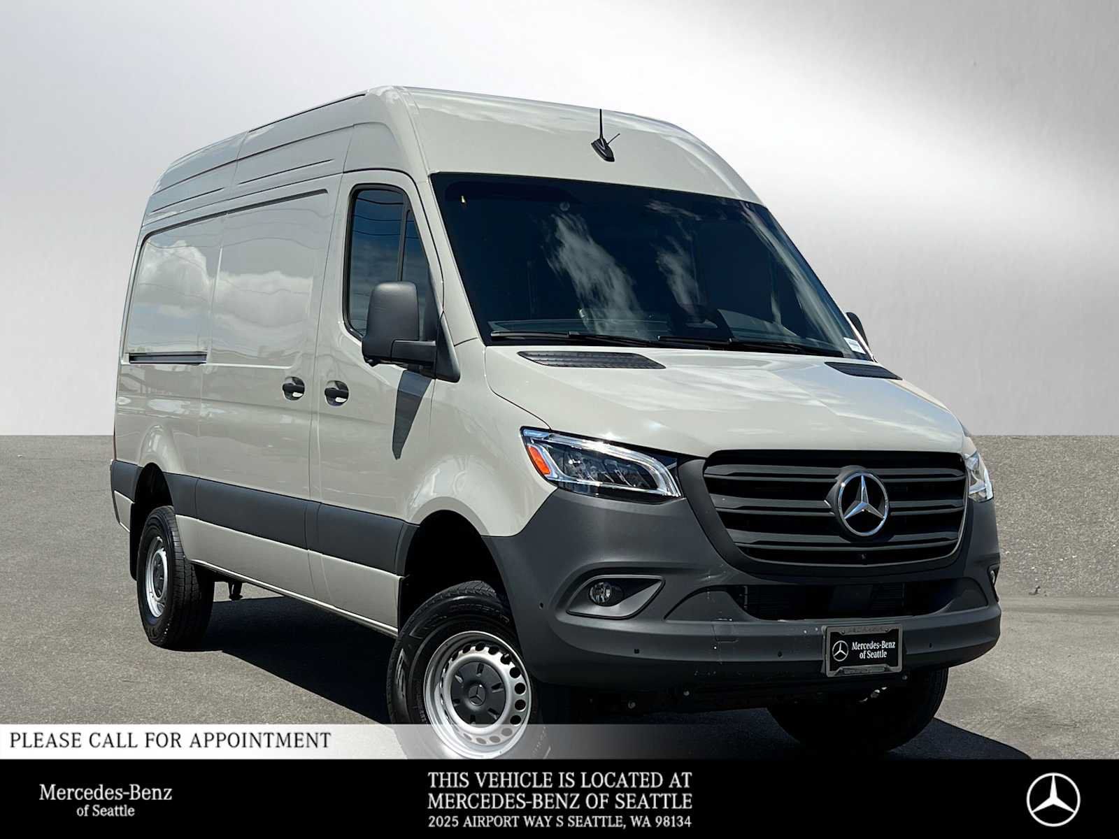 Used 2026 Mercedes-Benz Sprinter 2500 image 1