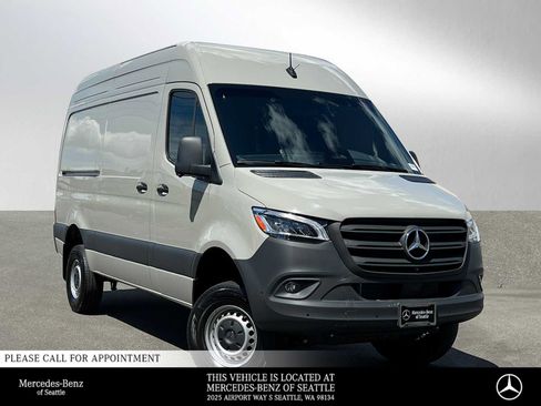Used 2026 Mercedes-Benz Sprinter 2500 image 1
