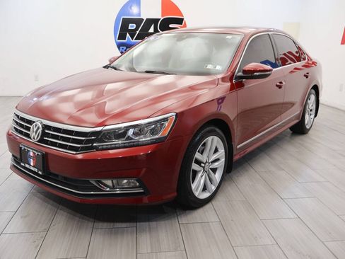 Used 2016 Volkswagen Passat 1.8T SEL Premium FWD image 1