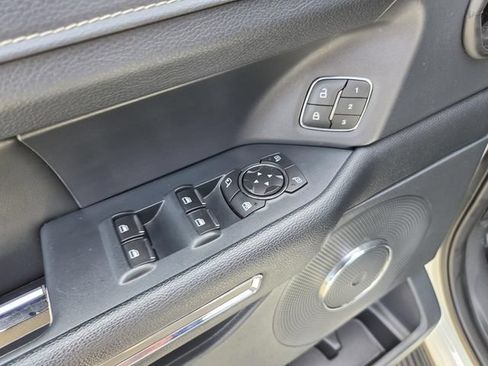 Used 2022 Ford Expedition XLT RWD image 15