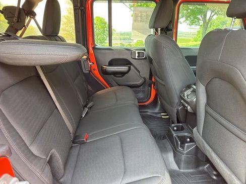 Used 2019 Jeep Wrangler Unlimited Sport S AWD/4WD image 12