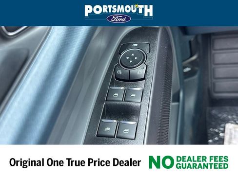 New 2025 Ford Maverick Lobo image 26