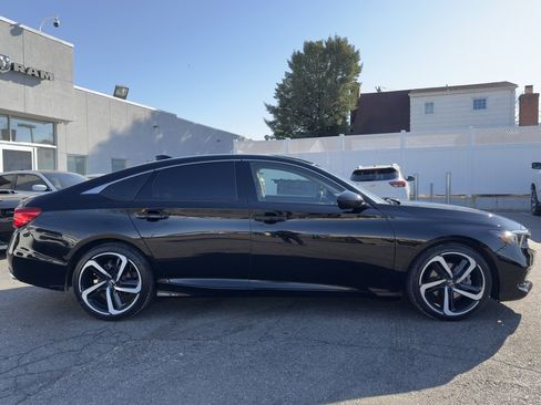 Used 2021 Honda Accord Sport Special Edition image 8