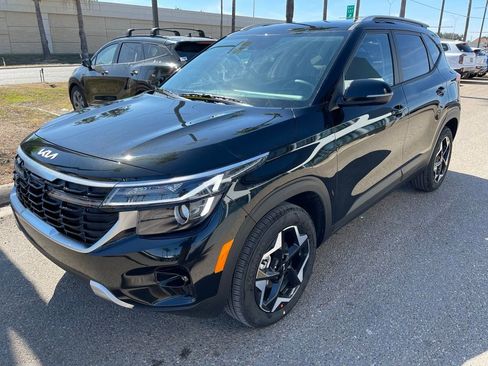 New 2026 Kia Seltos S image 3