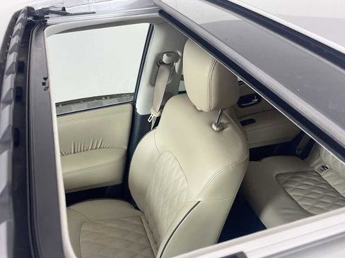 Certified 2024 Nissan Armada Platinum image 21