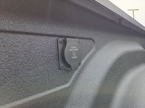 Certified 2024 RAM 2500 Laramie w/ Night Edition image 8