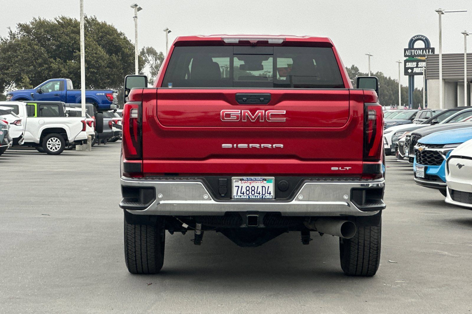 Used 2025 GMC Sierra 2500 SLT w/ SLT Premium Package AWD/4WD image 5