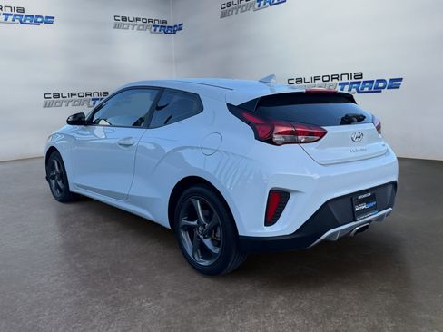 Used 2019 Hyundai Veloster 2.0 image 7